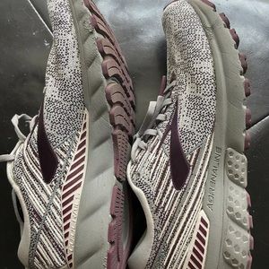 Brooks Adrenaline GTS 19 Women’s Running Shoe